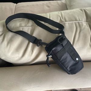 H&M shoulder bag bottle canteen